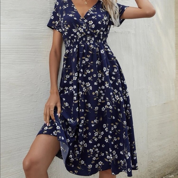 Boho floral print wrap A line dress - Picture 5 of 16